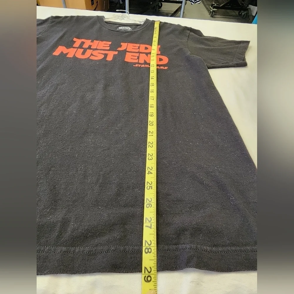 Star Wars Black Tee Shirt Red Letter Graphics Short Sleeve Top,  sz LG